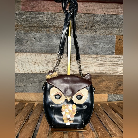 Handbags - Owl Crossbody Purse-Black & Brown. Cute Novelty bag with Adjustable strap.